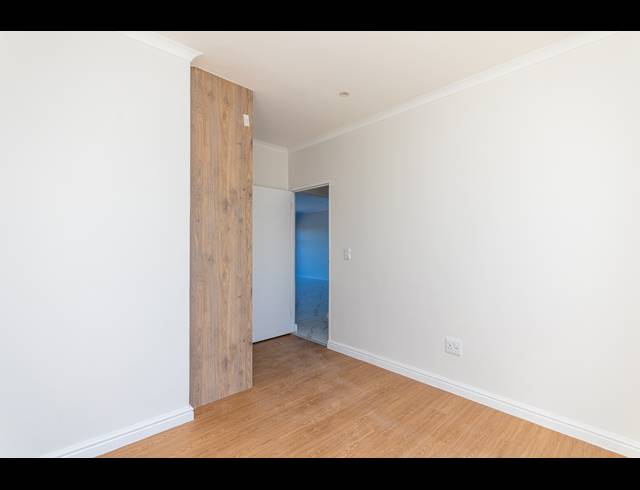 3 BEDROOM APARTMENT FOR SALE IN SANDOWN